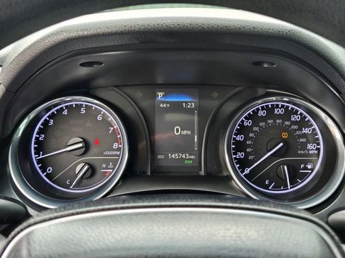 Used 2019 Toyota Camry LE w/ Convenience Package image 20