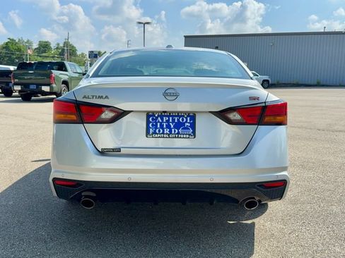 Used 2024 Nissan Altima 2.5 SR FWD image 5