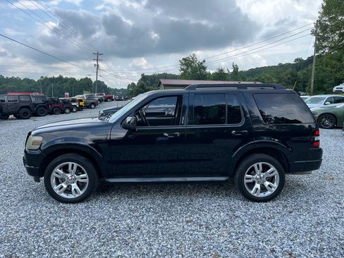 Used 2010 Ford Explorer XLT image 5