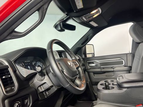 Used 2024 RAM 2500 Big Horn w/ Bed Utility Group image 19