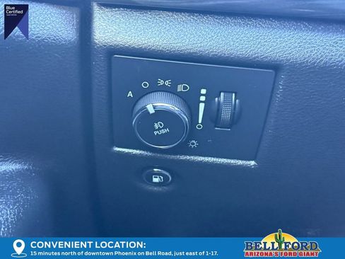 Used 2021 Jeep Grand Cherokee Laredo image 27