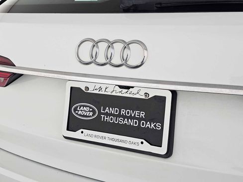 Used 2020 Audi A6 3.0T allroad Premium Plus w/ Audi Side Assist Package image 13