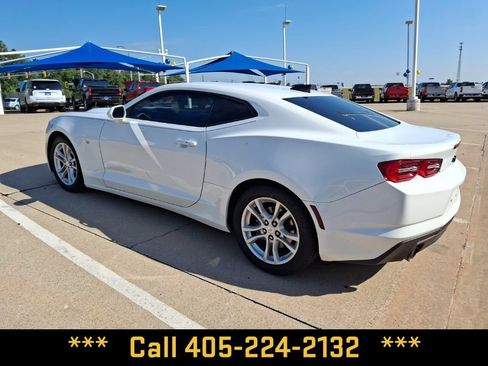 Used 2019 Chevrolet Camaro LT RWD image 13