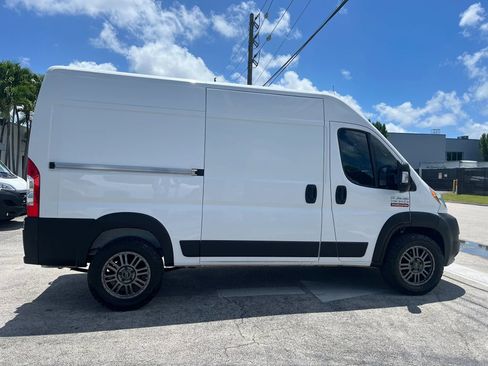 Used 2019 RAM ProMaster 1500 FWD image 4