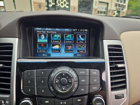 Used 2012 Chevrolet Cruze LTZ FWD image 26