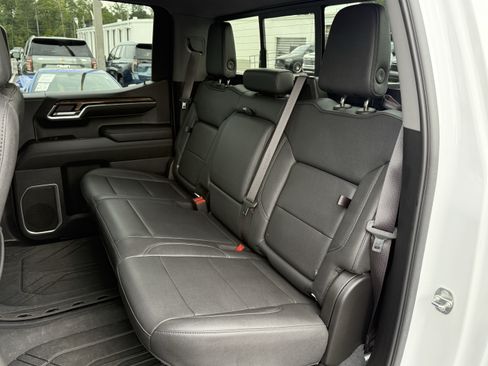 Used 2023 Chevrolet Silverado 1500 LT w/ Leather Package RWD image 33