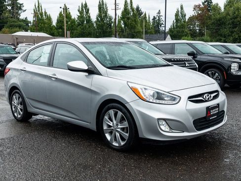 Used 2014 Hyundai Accent GLS w/ Option Group 2 image 1
