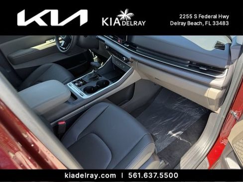 New 2026 Kia Carnival SX FWD image 10