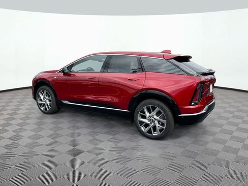 New 2026 Cadillac Optiq Luxury 1 image 7