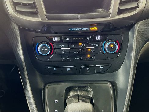 Certified 2021 Ford Transit Connect XLT FWD image 20