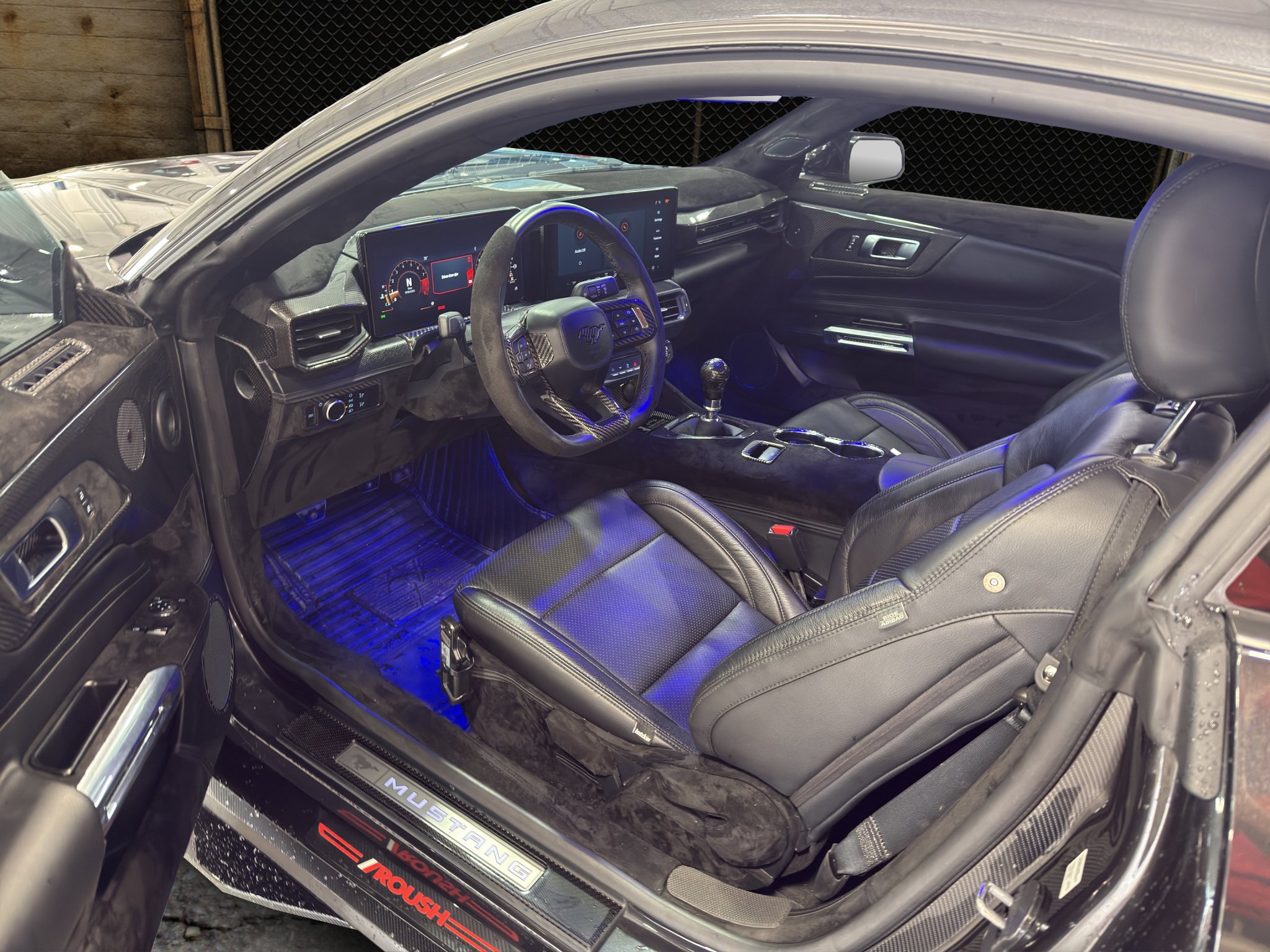 Used 2024 Ford Mustang GT RWD image 4