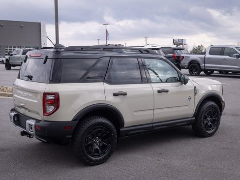 Used 2025 Ford Bronco Sport Outer Banks w/ Sasquatch Outer Banks Package AWD/4WD image 10