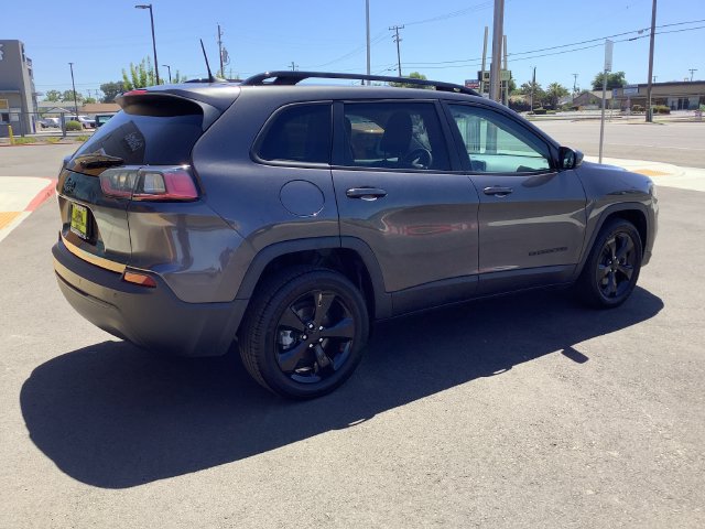 Used 2020 Jeep Cherokee Latitude Plus FWD image 29