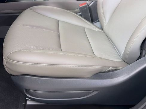 New 2026 Lincoln Corsair Premiere FWD image 21