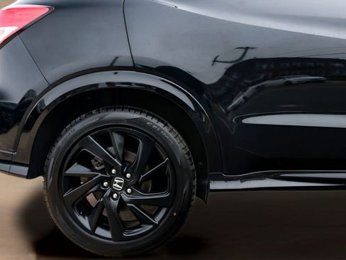 Used 2021 Honda HR-V Sport image 12