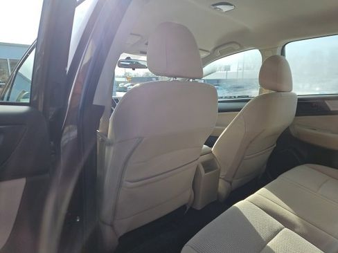 Used 2019 Subaru Outback 2.5i image 18