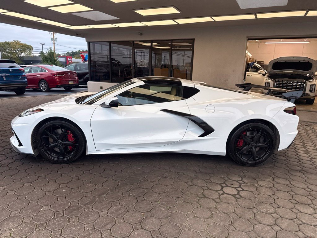 Used 2020 Chevrolet Corvette Stingray Preferred Cpe w/ 2LT Preferred Equipment Group RWD image 9