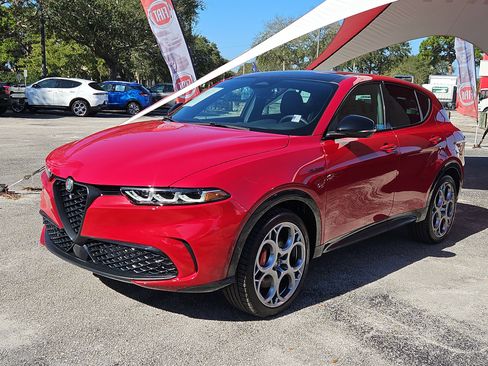 Used 2024 Alfa Romeo Tonale Veloce image 2