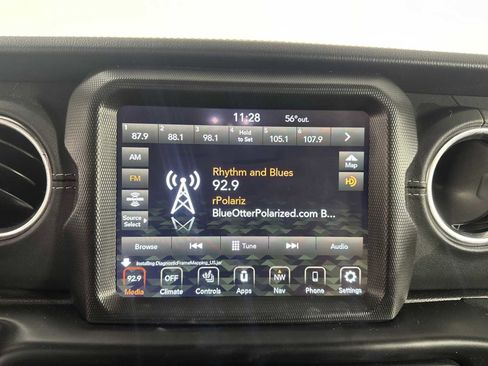 Used 2021 Jeep Wrangler Unlimited Sahara w/ Cold Weather Group image 16