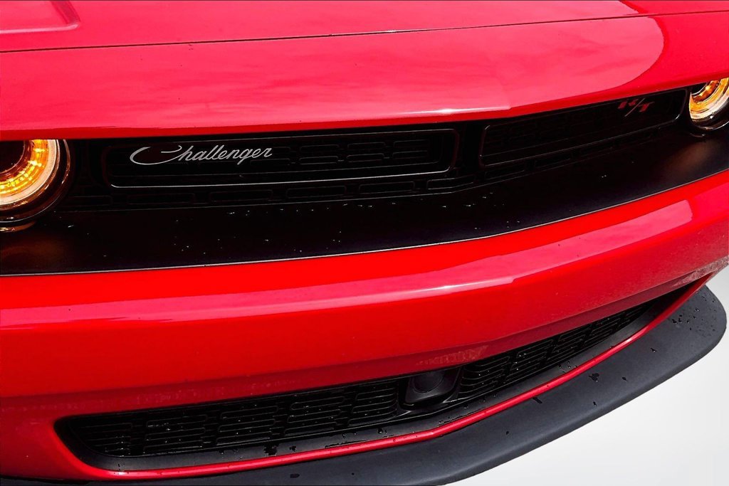 Used 2016 Dodge Challenger R/T Scat Pack RWD image 32