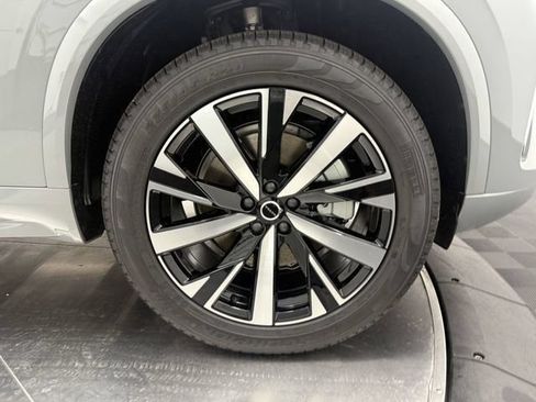 New 2026 Volvo XC90 B6 Core AWD/4WD image 8