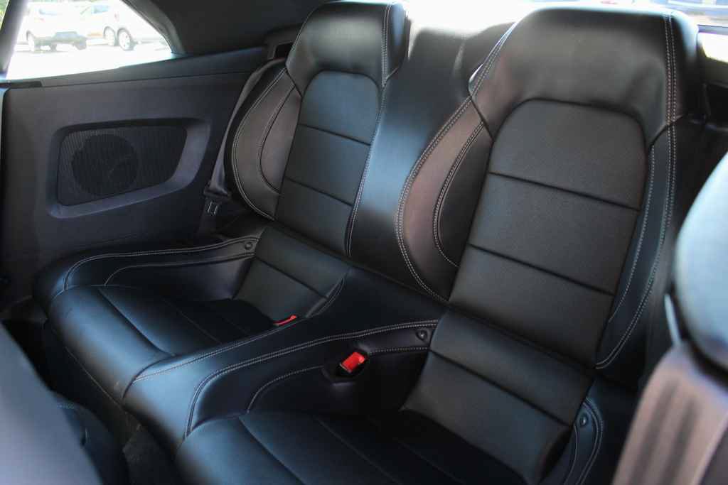 Used 2020 Ford Mustang Premium w/ Equipment Group 201A RWD image 23