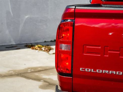 Used 2021 Chevrolet Colorado W/T w/ WT Convenience Package image 7