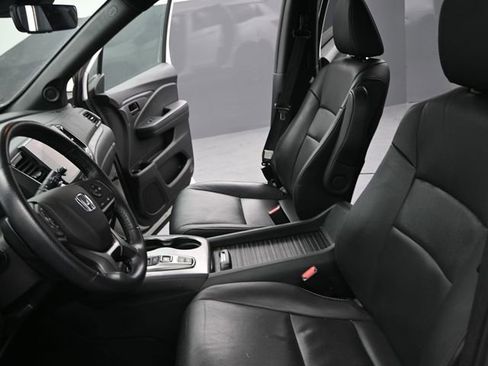 Used 2023 Honda Passport EX-L image 15