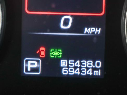 Used 2023 Subaru Ascent Limited w/ Technology Package AWD/4WD image 16