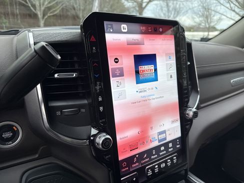 New 2026 RAM 3500 Laramie w/ Max Tow Package image 34