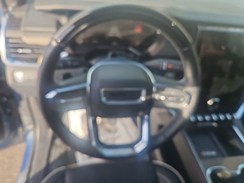 Used 2024 GMC Acadia Denali w/ Super Cruise Package image 13