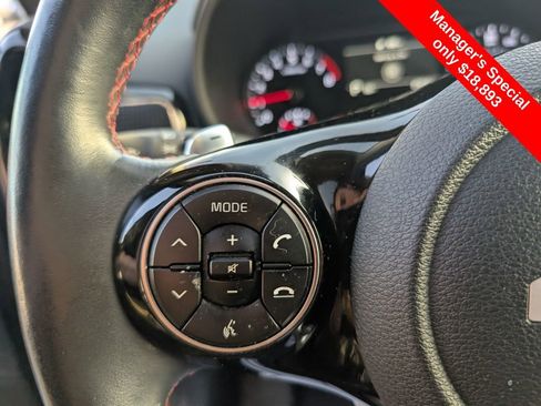 Used 2022 Kia Soul Turbo image 17