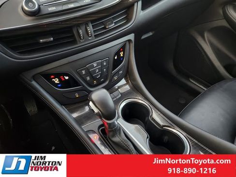 Used 2019 Buick Envision Essence image 22