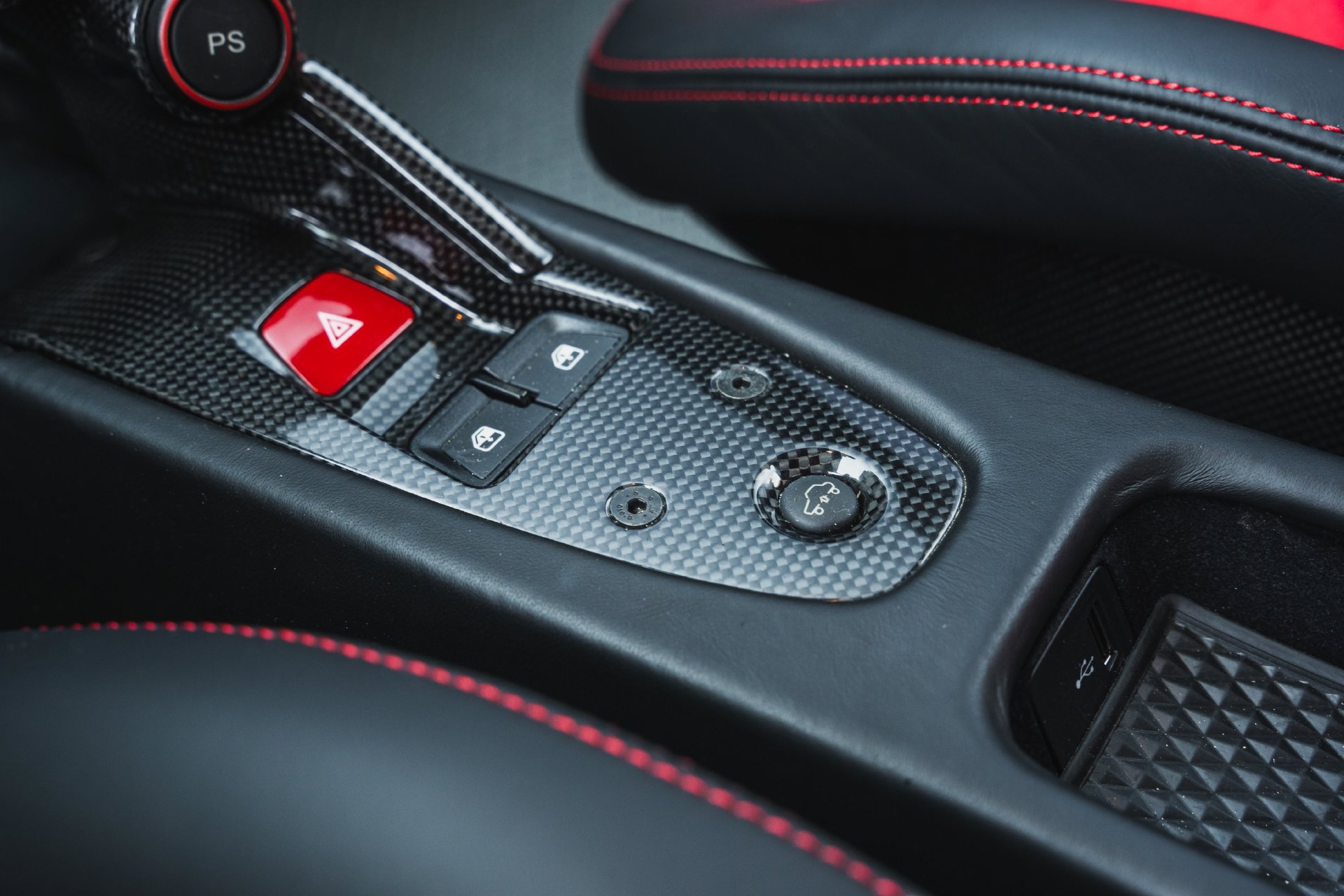 Used 2015 Ferrari 458 Speciale Coupe RWD image 55
