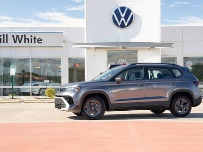New 2025 Volkswagen Taos S