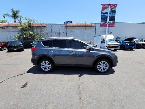 Used 2015 Toyota RAV4 Limited w/ Technology Package AWD/4WD image 9