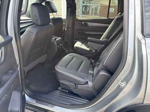 Used 2026 Buick Enclave Sport Touring AWD/4WD image 14