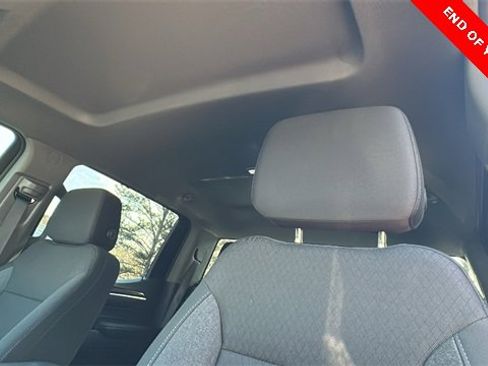 Used 2025 Chevrolet Silverado 1500 LT image 31