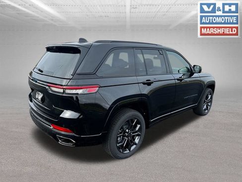 Used 2024 Jeep Grand Cherokee Limited 4xe AWD/4WD image 3