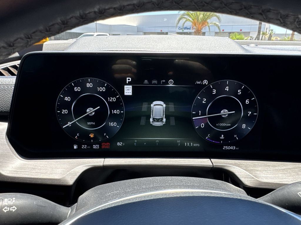 Used 2025 Kia Telluride SX Prestige X-Pro AWD/4WD image 11