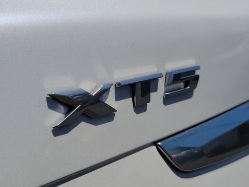 Used 2018 Cadillac XT5 FWD image 7
