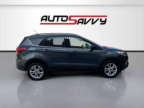 Used 2019 Ford Escape SEL AWD/4WD image 8