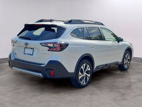 Used 2022 Subaru Outback Limited AWD/4WD image 4