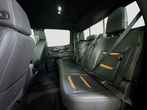 Used 2023 GMC Sierra 1500 AT4 w/ AT4 Preferred Package image 25