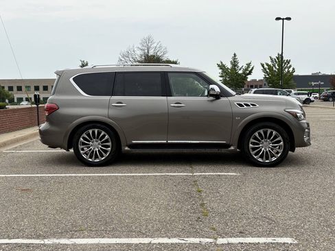 Used 2016 INFINITI QX80 4WD w/ Deluxe Technology Package image 10