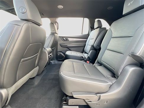 New 2026 Buick Enclave Sport Touring w/ Power Package image 17