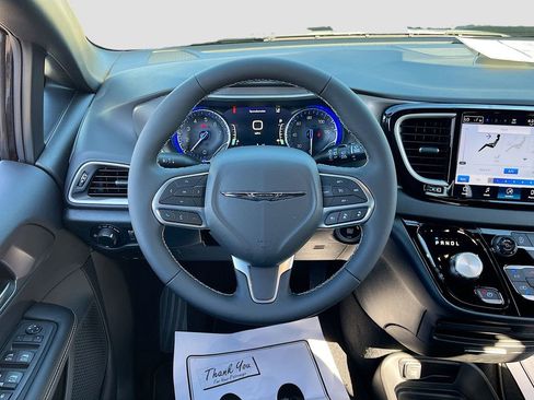 New 2026 Chrysler Voyager LX FWD image 21