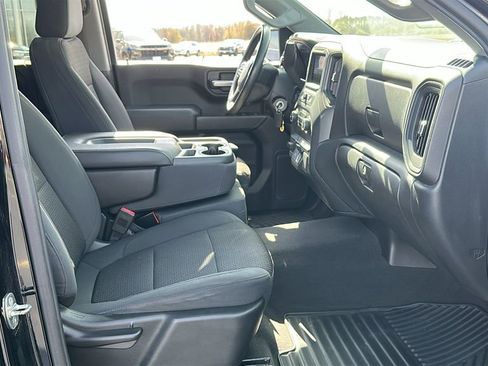 Used 2020 Chevrolet Silverado 1500 Custom w/ Custom Value Package AWD/4WD image 28