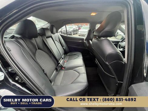 Used 2021 Toyota Camry SE image 15