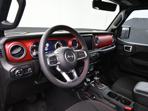 Used 2023 Jeep Gladiator Rubicon image 31